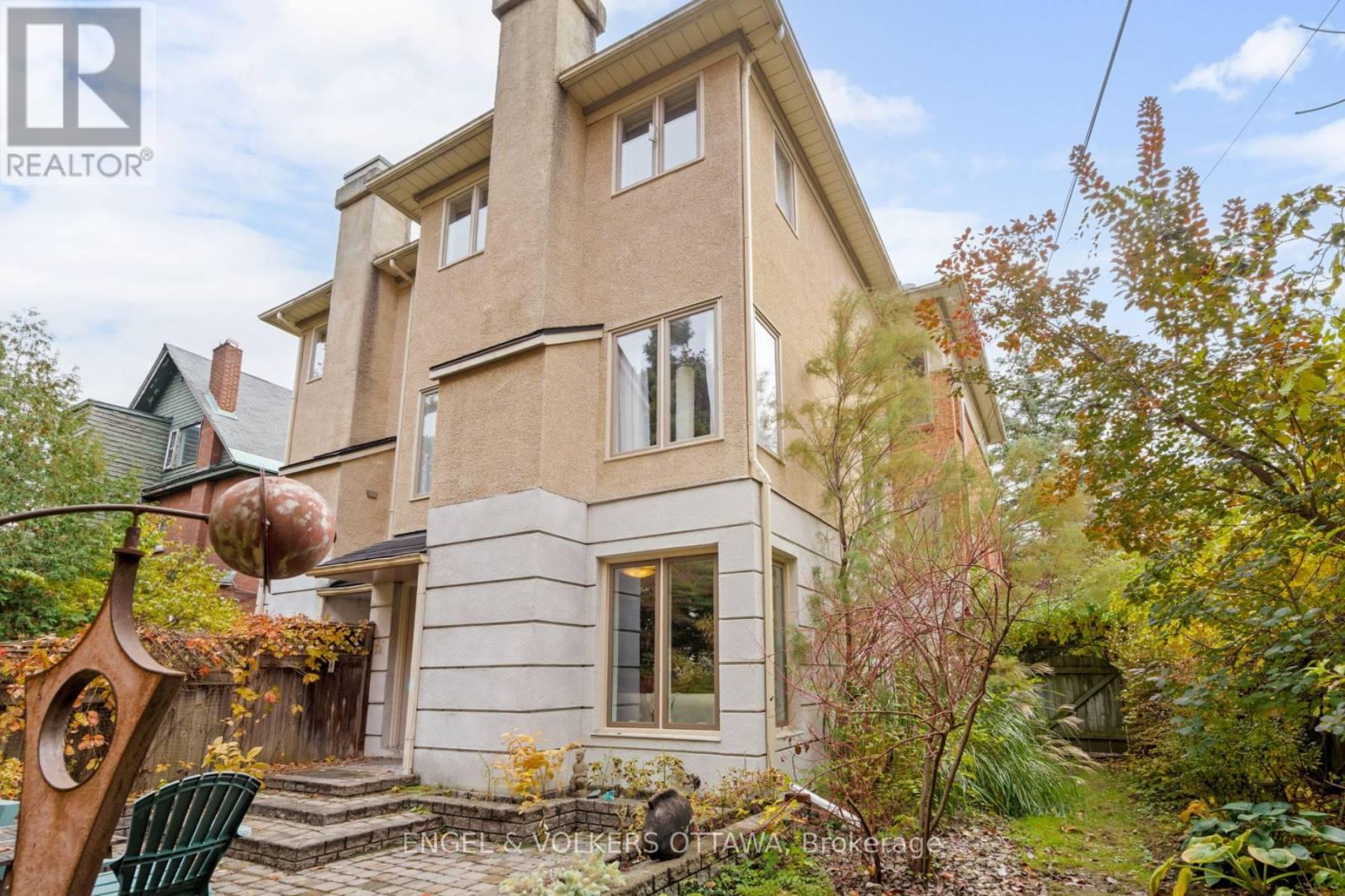 29 Aylmer Avenue, Ottawa, Ontario  K1S 2W8 - Photo 2 - X12769420