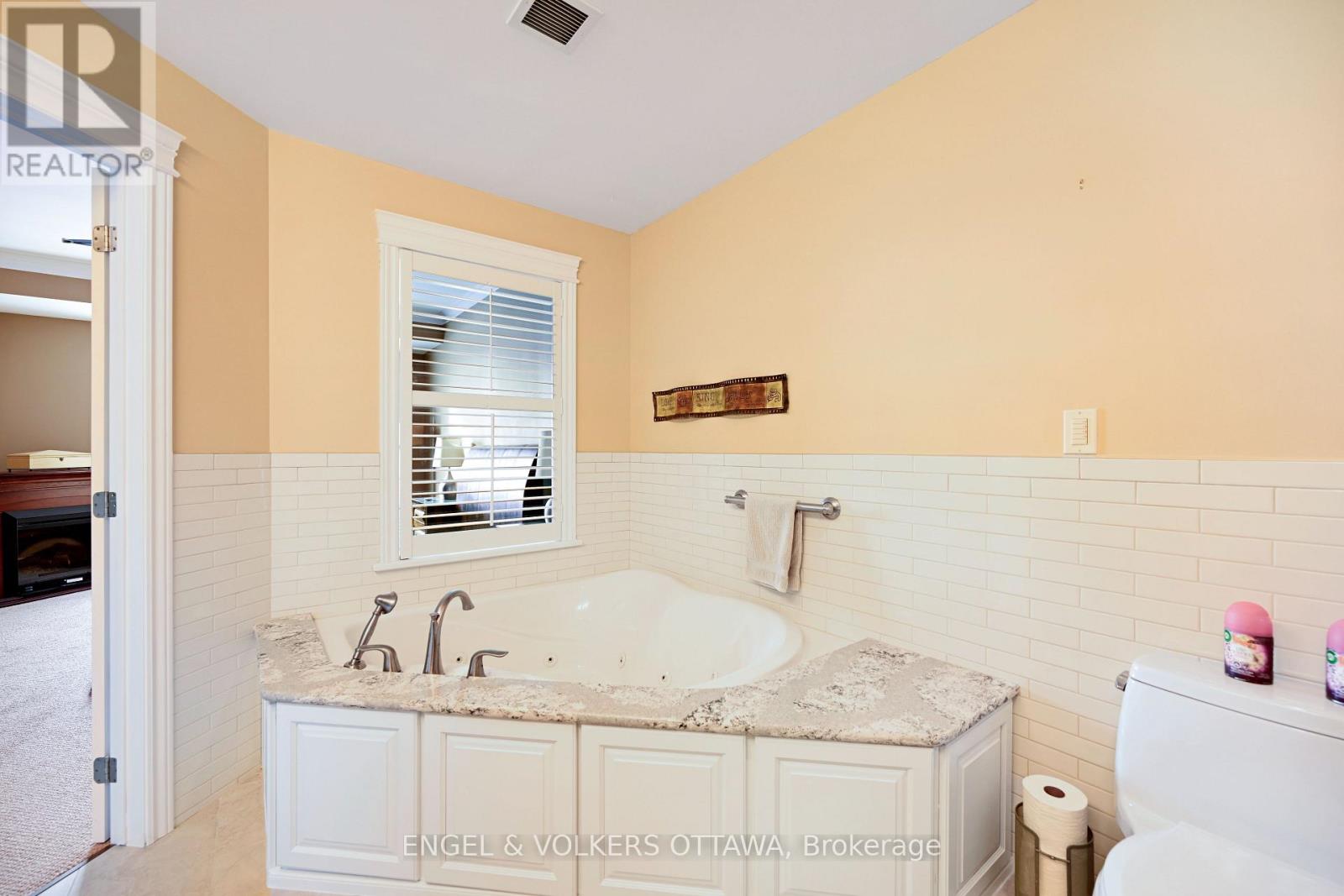 1802 - 15 St Andrew Street, Brockville, Ontario  K6V 0B8 - Photo 36 - X12769424