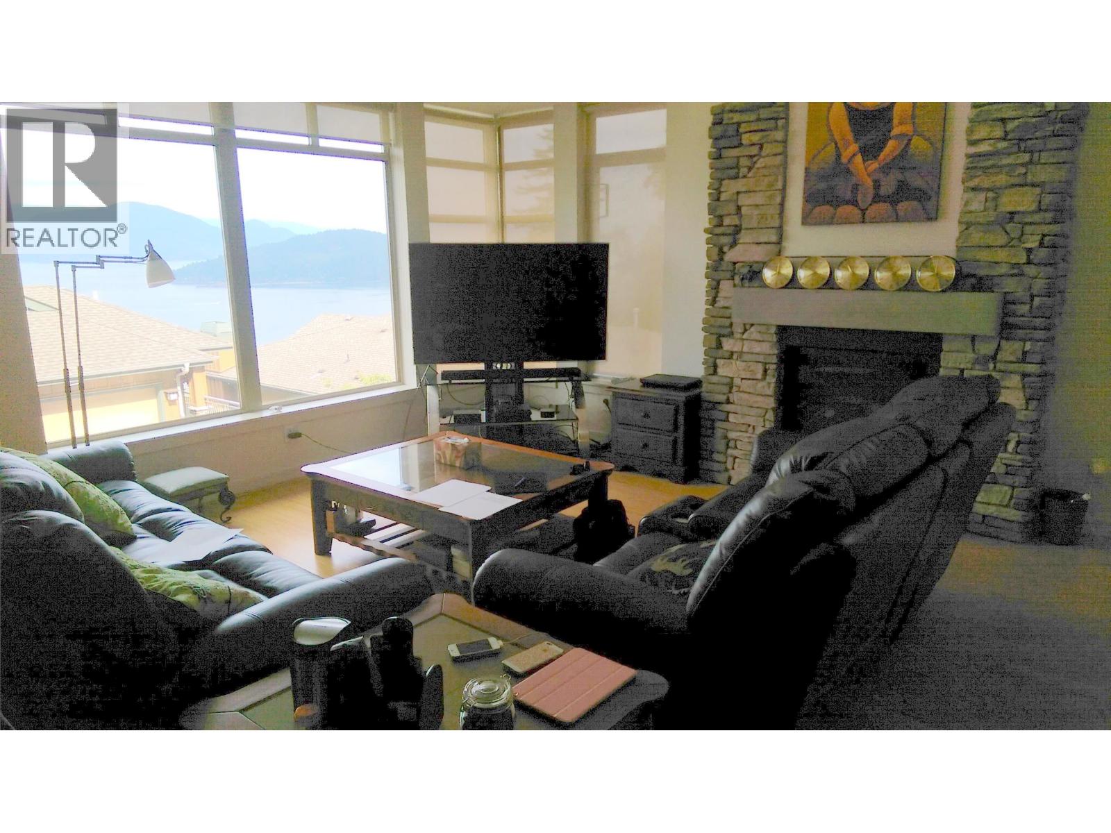 8680 Seascape Drive, West Vancouver, British Columbia  V7W 3J7 - Photo 3 - R3087707