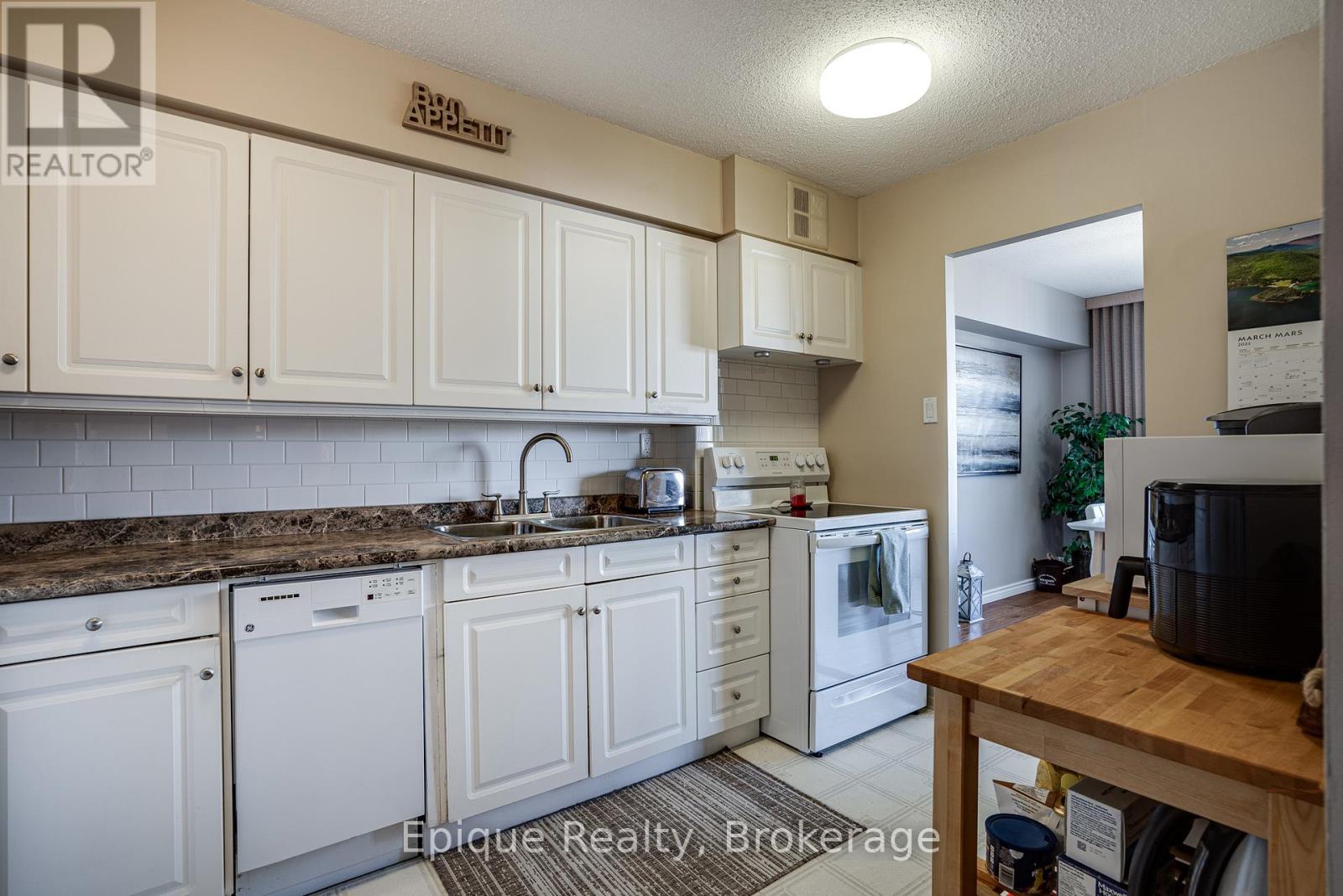 409 - 2055 Upper Middle Road, Burlington, Ontario  L7P 3P4 - Photo 17 - W12765824