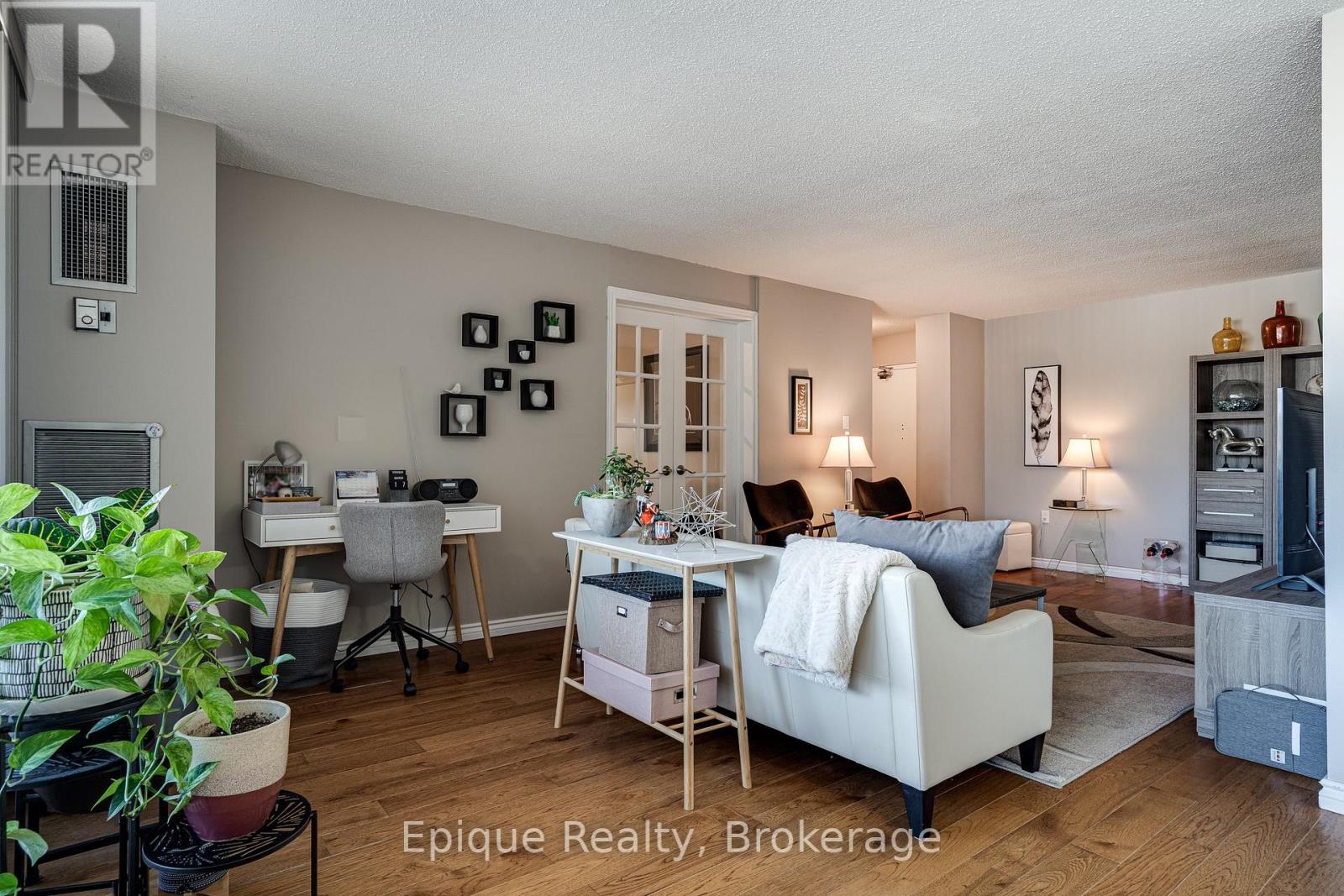 409 - 2055 Upper Middle Road, Burlington, Ontario  L7P 3P4 - Photo 13 - W12765824