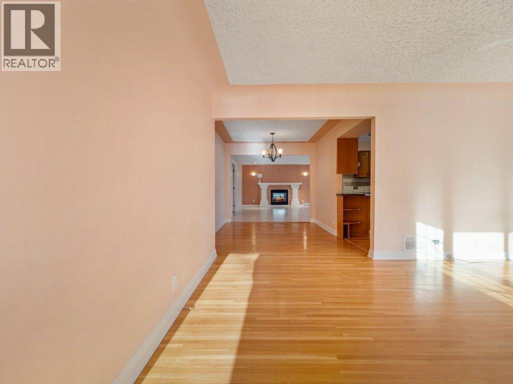 2123 10 Avenue S, Lethbridge, Alberta  T1K 0C3 - Photo 4 - A2280892