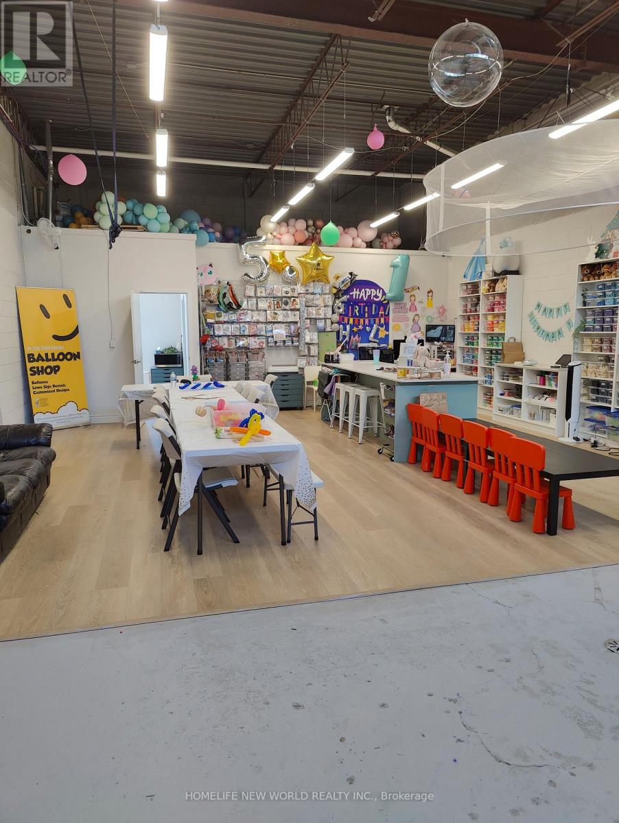 #10 - 555 Edward Avenue, Richmond Hill (Devonsleigh), Ontario  L4C 5K6 - Photo 5 - N12755854