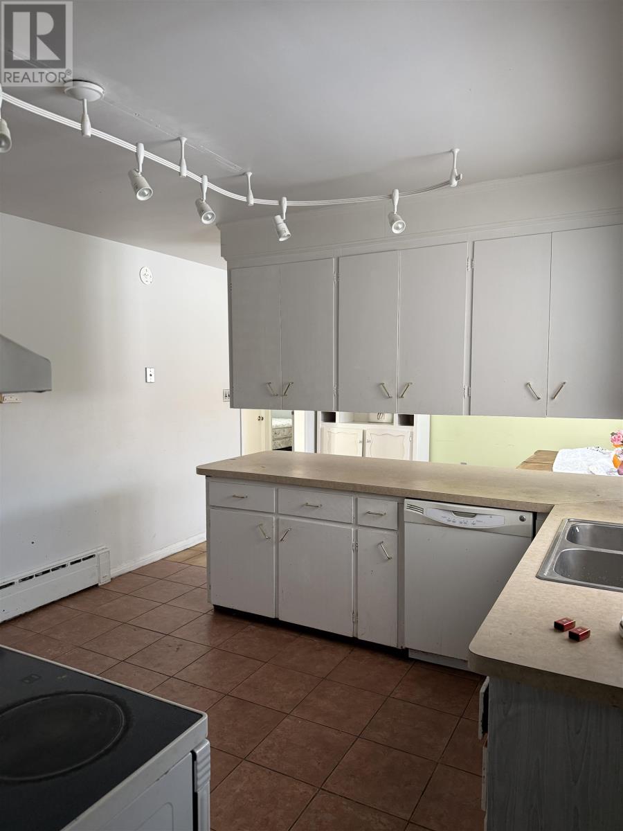 99 Belvedere Avenue, Charlottetown, Prince Edward Island  C1A 4P3 - Photo 5 - 202602362