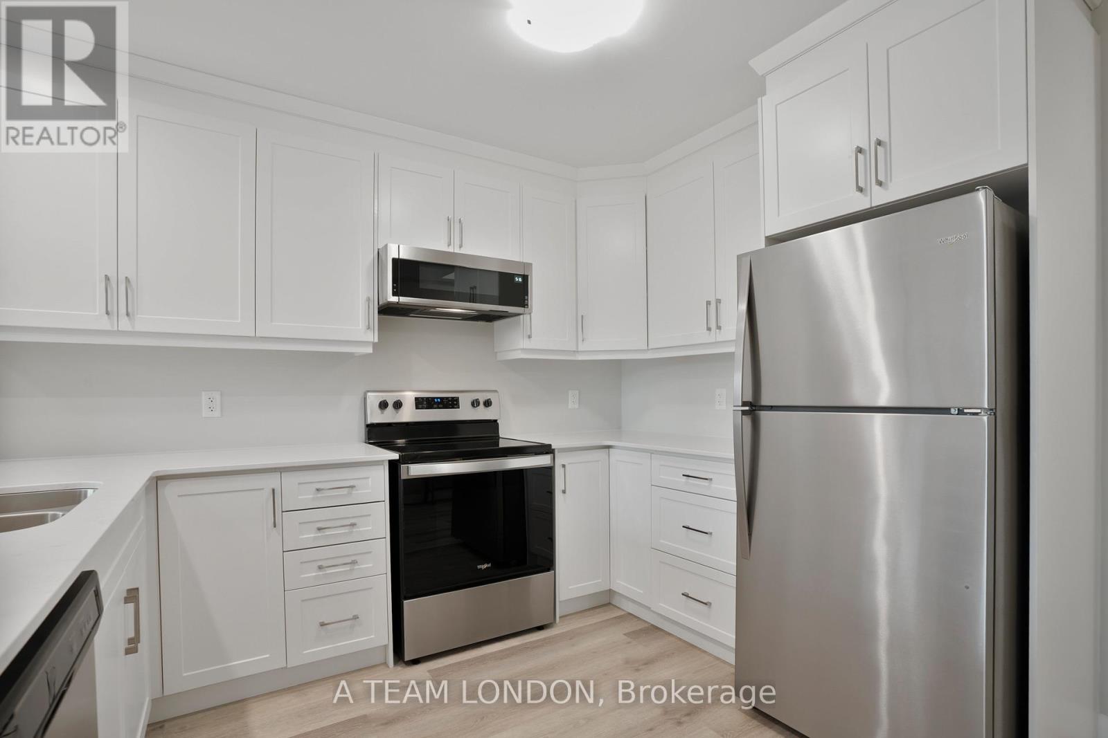 201 - 100 The Promenade, Central Elgin, Ontario  N5L 1C5 - Photo 6 - X12656586