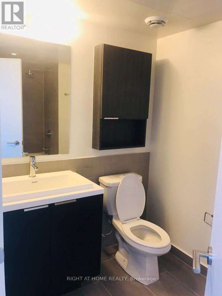 2904 - 6 Sonic Way, Toronto (Flemingdon Park), Ontario  M3C 0P1 - Photo 15 - C12769426