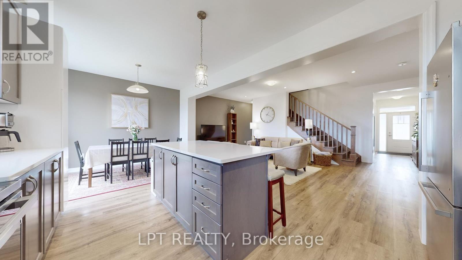 131 Histand Trail, Kitchener, Ontario  N2R 0S2 - Photo 10 - X12769378