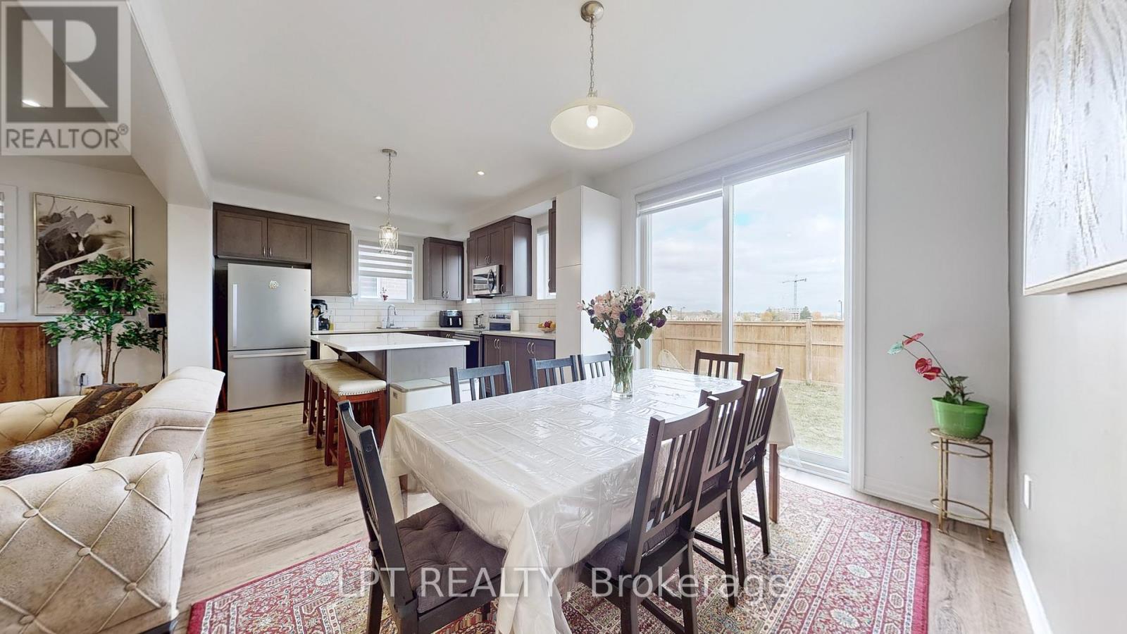 131 Histand Trail, Kitchener, Ontario  N2R 0S2 - Photo 15 - X12769378