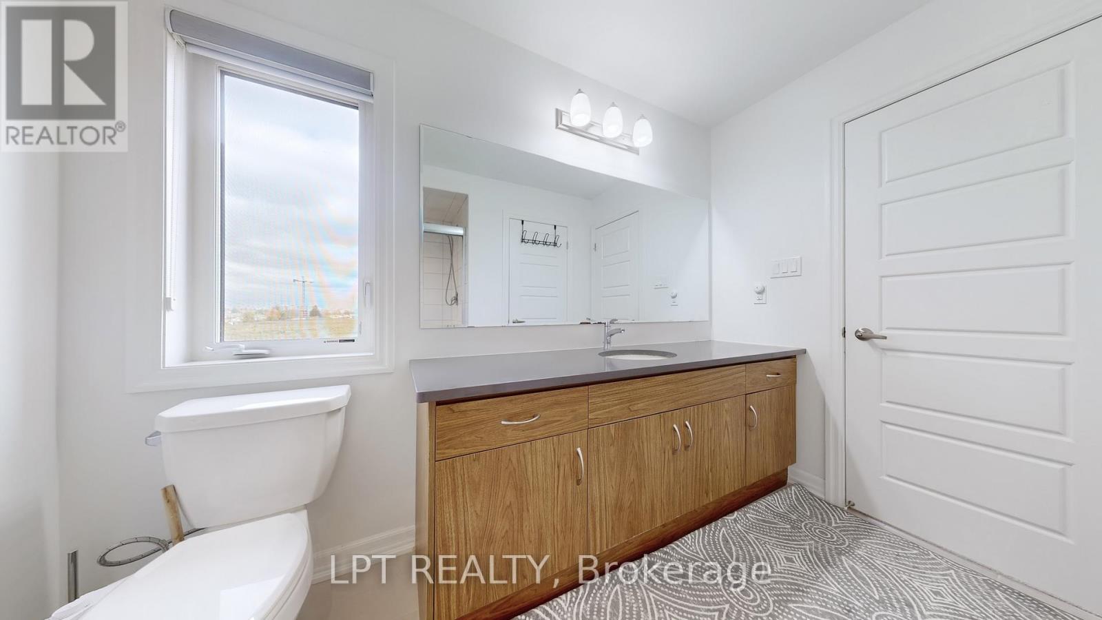 131 Histand Trail, Kitchener, Ontario  N2R 0S2 - Photo 31 - X12769378