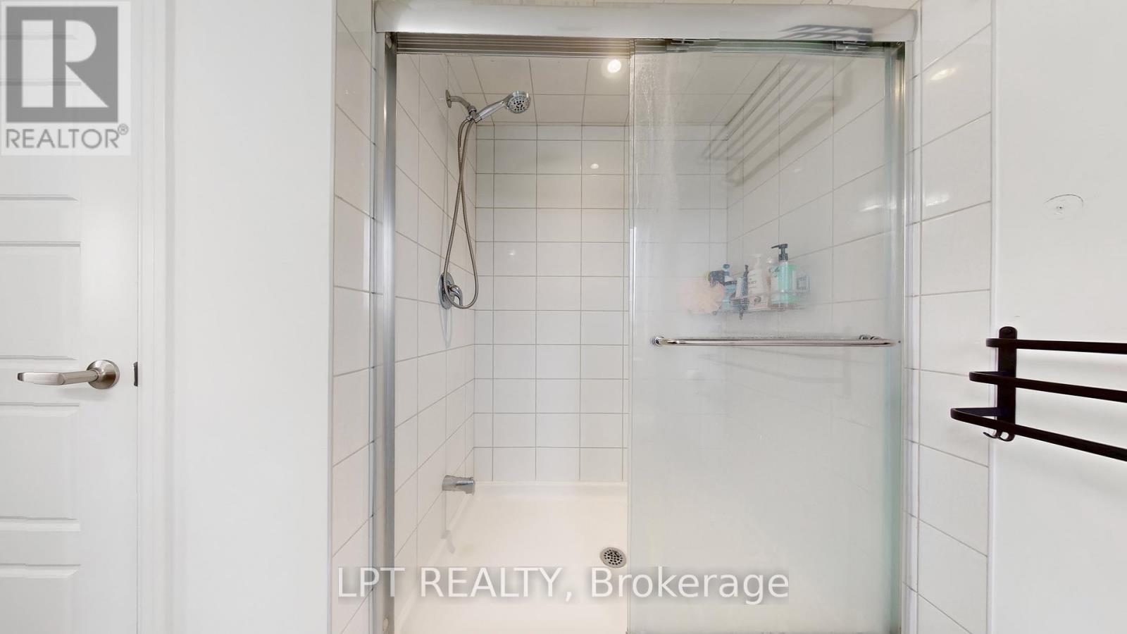 131 Histand Trail, Kitchener, Ontario  N2R 0S2 - Photo 32 - X12769378