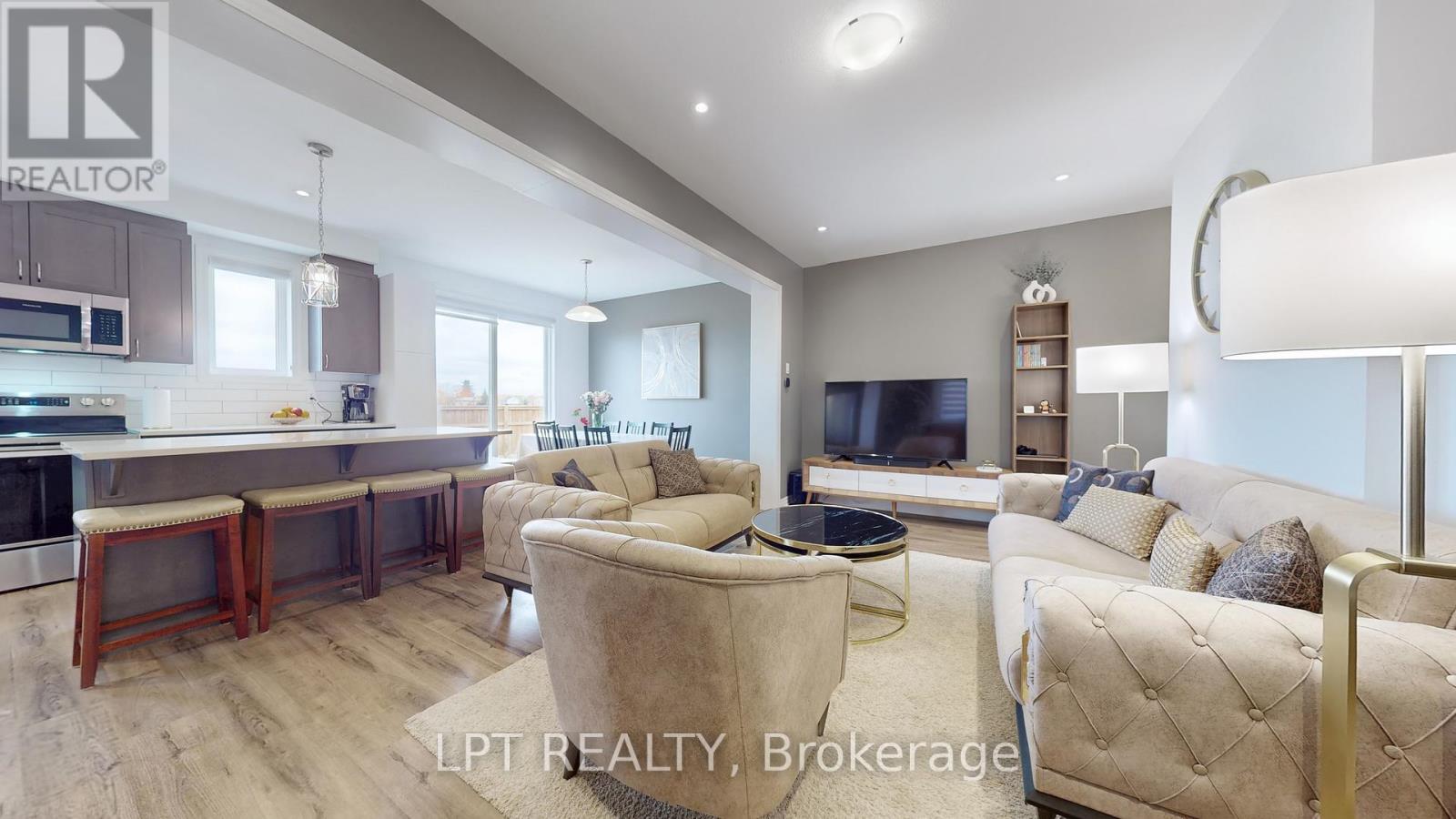 131 Histand Trail, Kitchener, Ontario  N2R 0S2 - Photo 8 - X12769378