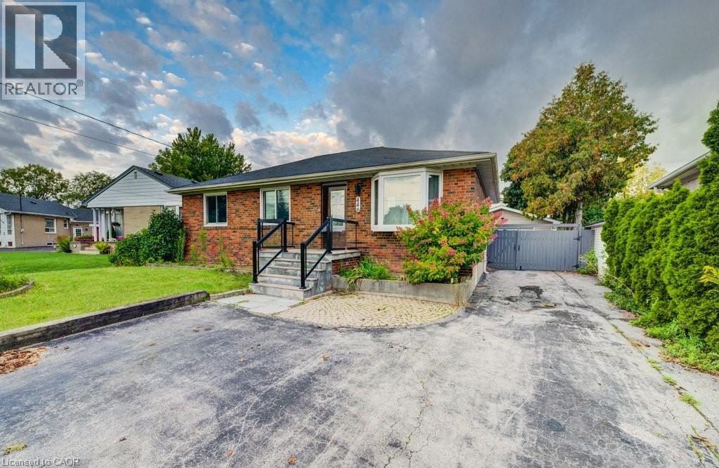 446 Kingsleigh Court, Milton, Ontario  L9T 1X8 - Photo 4 - 40795386