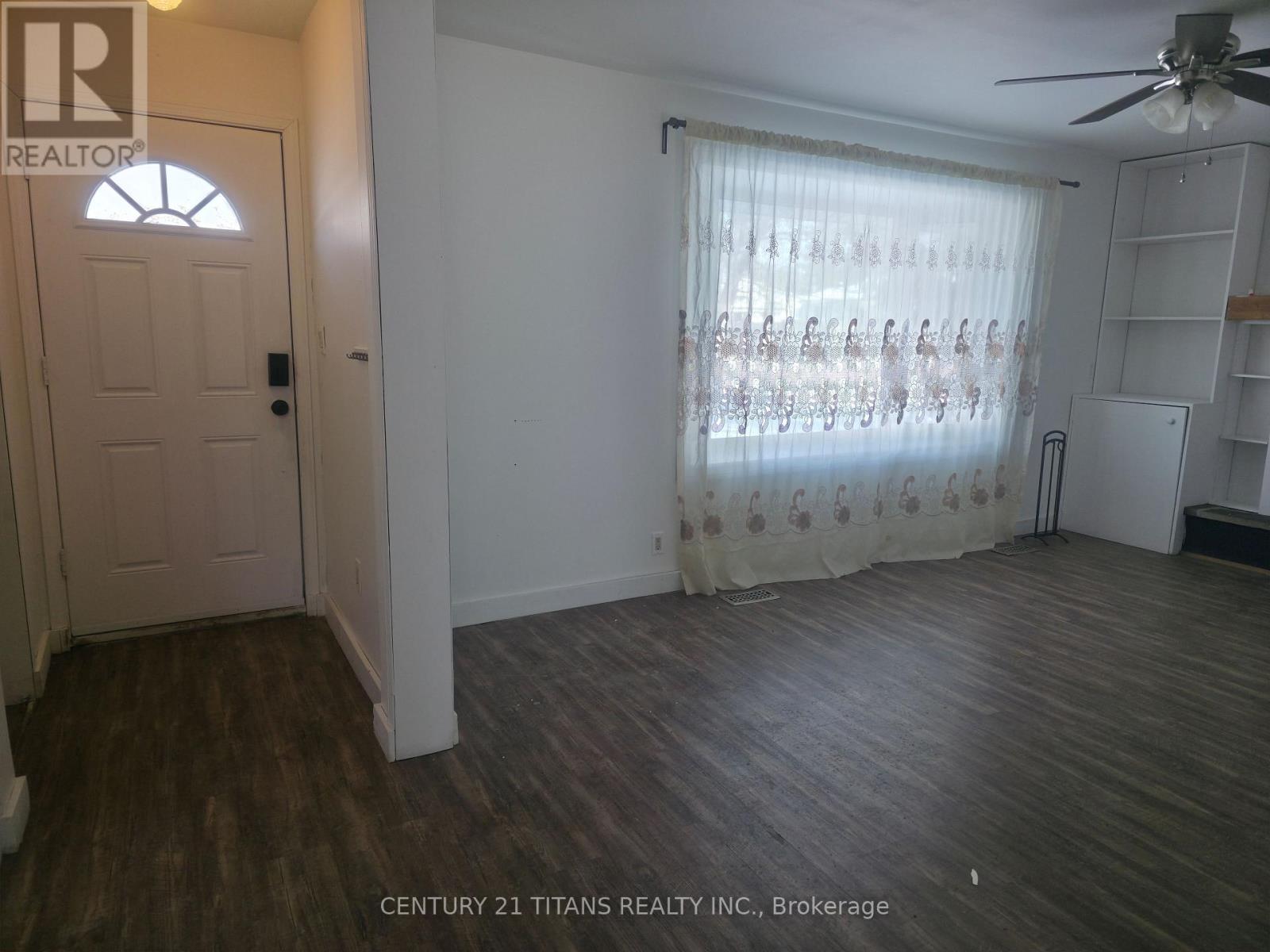 1327 Commerce Street, Pickering, Ontario  L1W 1E1 - Photo 17 - E12769222