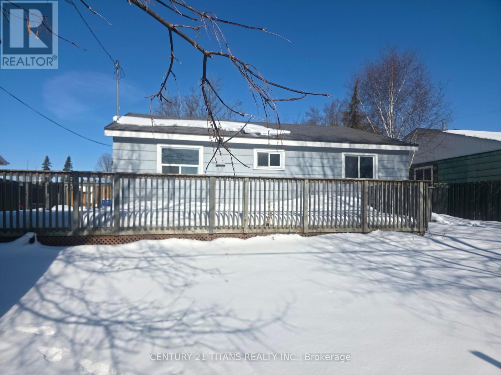 1327 Commerce Street, Pickering, Ontario  L1W 1E1 - Photo 12 - E12769222