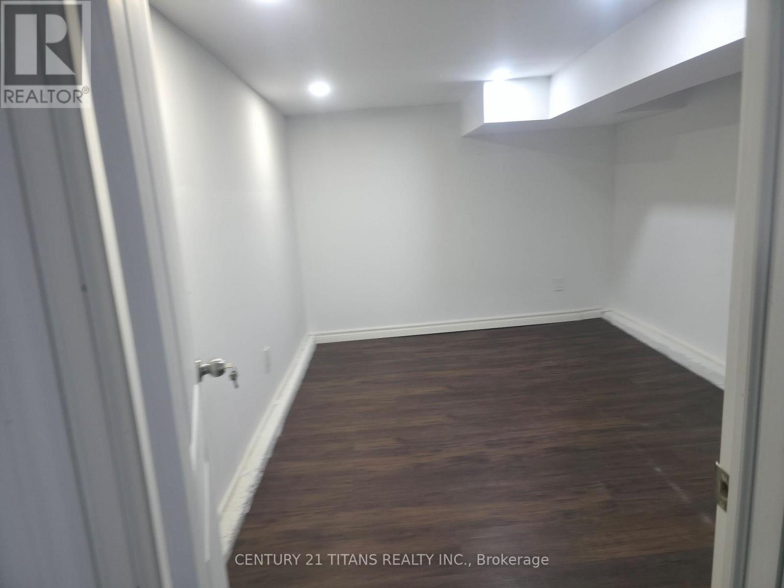 1327 Commerce Street, Pickering, Ontario  L1W 1E1 - Photo 47 - E12769222