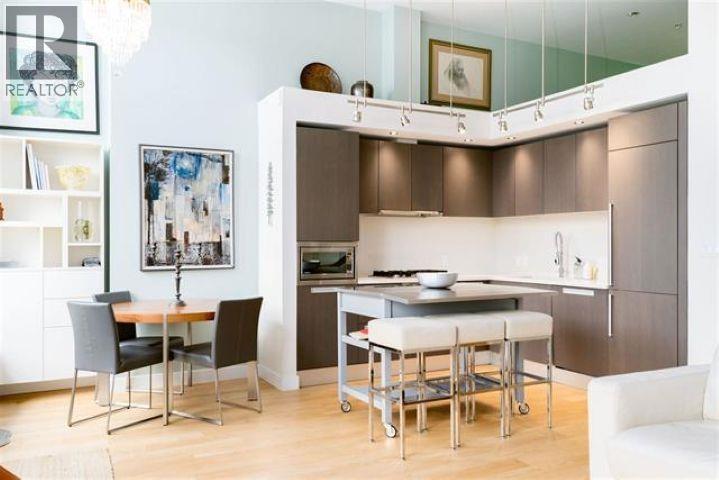 Listing Picture 4 of 15 : 296 W 1ST AVENUE, Vancouver / 溫哥華 - 魯藝地產 Yvonne Lu Group - MLS Medallion Club Member