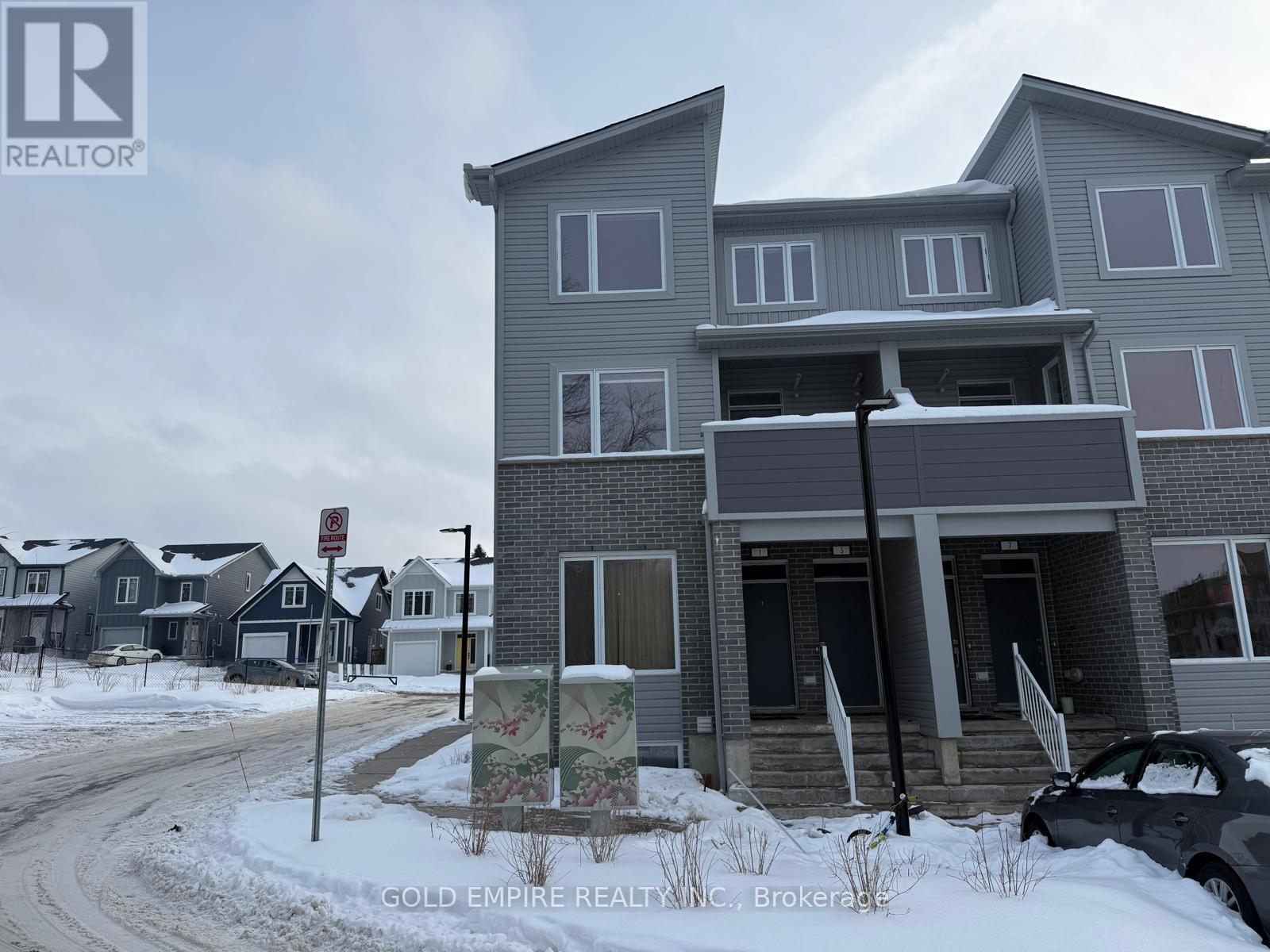 3 - 990 Deveron Crescent, London South, Ontario  N5Z 5A4 - Photo 2 - X12769434