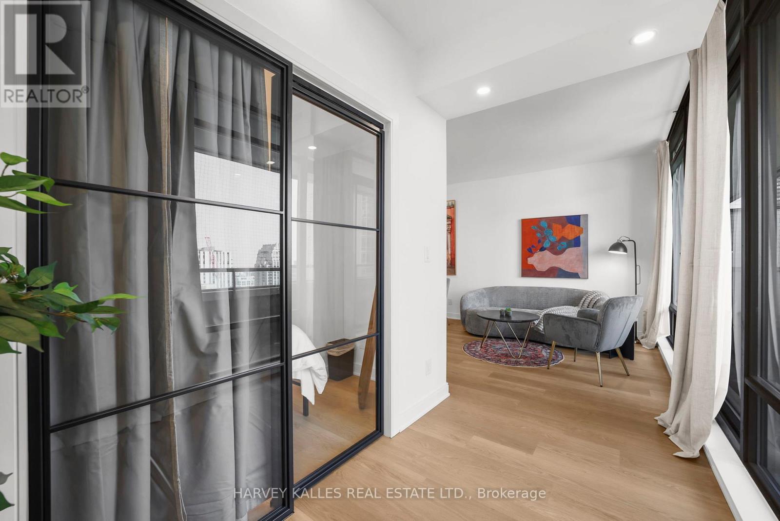 2504 - 18 Yorkville Avenue, Toronto (Annex), Ontario  M4W 0B1 - Photo 24 - C12768762