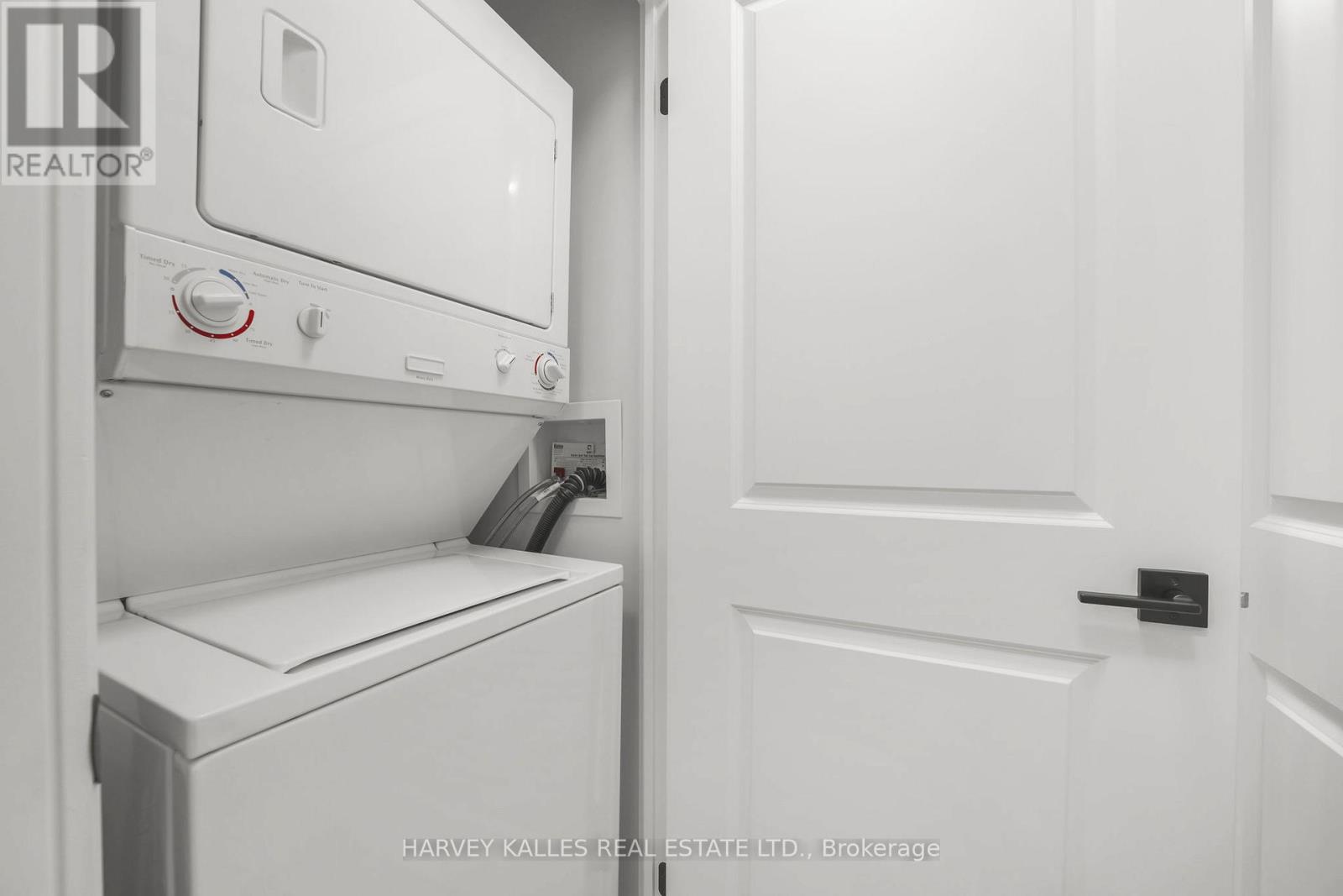 2504 - 18 Yorkville Avenue, Toronto (Annex), Ontario  M4W 0B1 - Photo 36 - C12768762