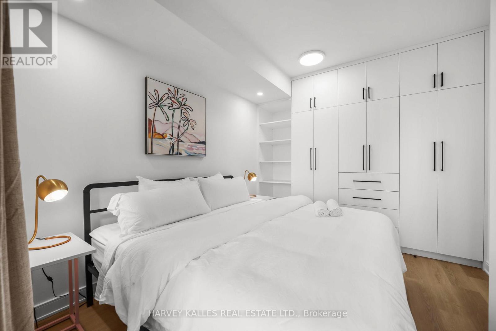 2504 - 18 Yorkville Avenue, Toronto (Annex), Ontario  M4W 0B1 - Photo 31 - C12768762