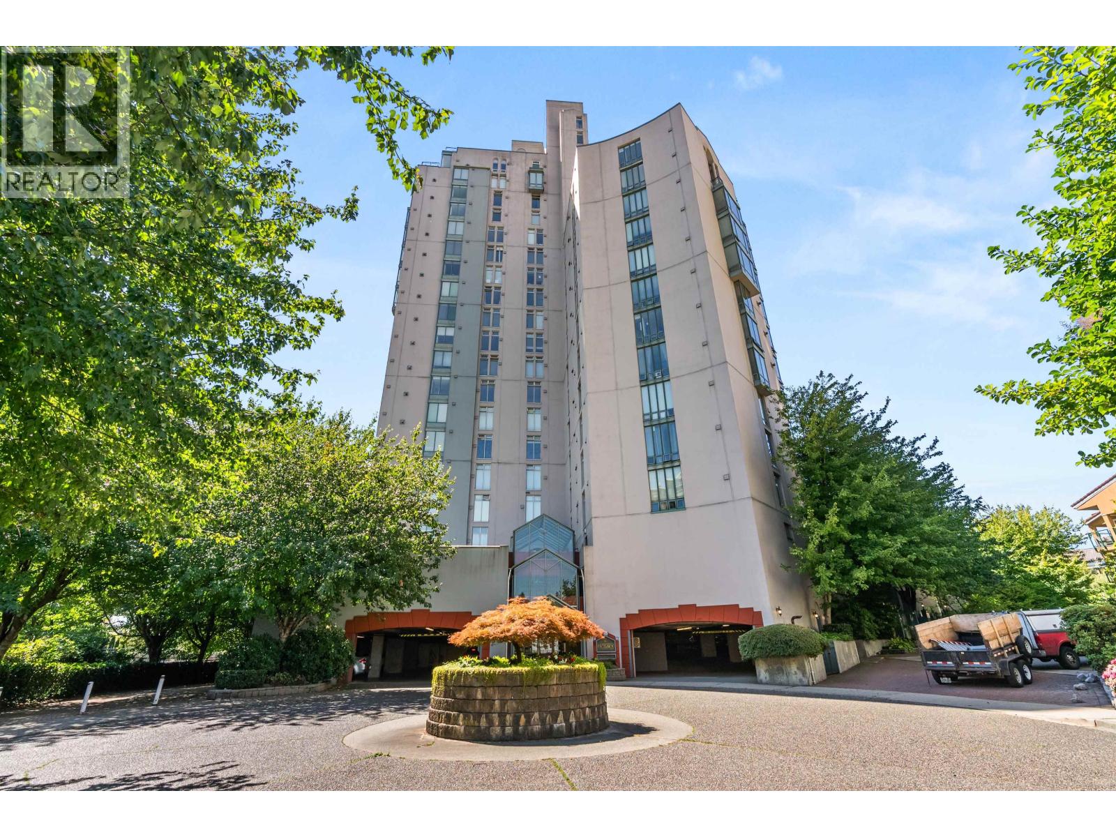 1602 8 LAGUNA COURT, New Westminster, British Columbia