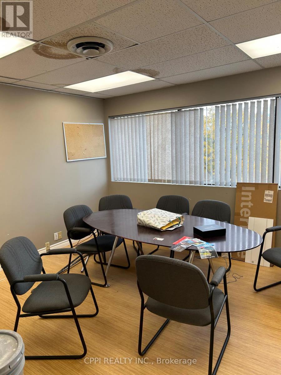 208 - 650 King Street E, Oshawa (Eastdale), Ontario  L1H 1G5 - Photo 6 - E12498190