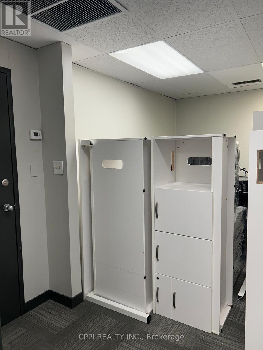 220 - 650 King Street E, Oshawa (Eastdale), Ontario  L1H 1G5 - Photo 5 - E12498194