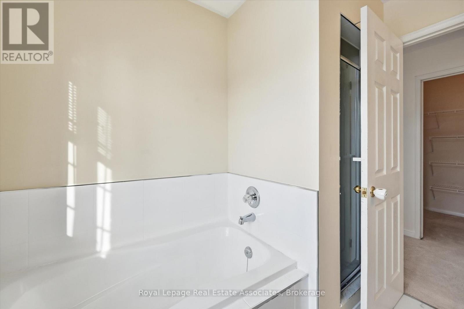 35 - 346 Highland Road W, Hamilton, Ontario  L8J 3T3 - Photo 27 - X12768978