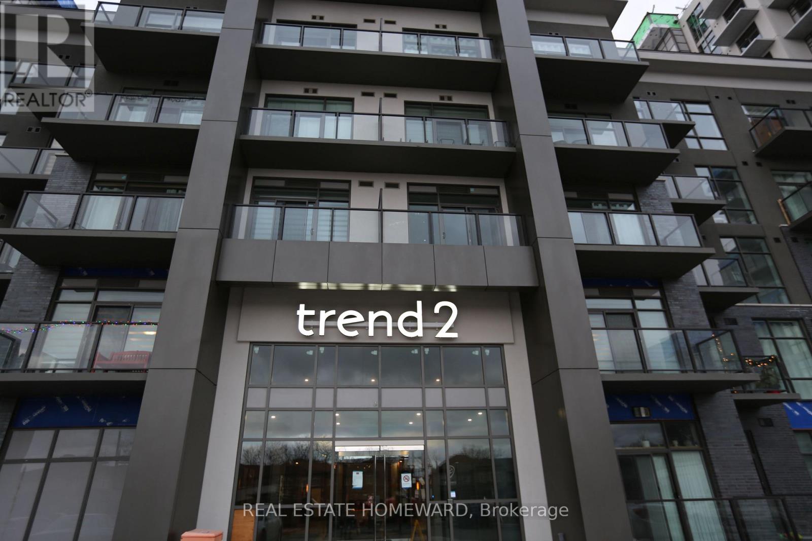 <div class="slider-price">$2,200 Monthly</div><p>322 - 460 Dundas Street E, Hamilton, Ontario</p>