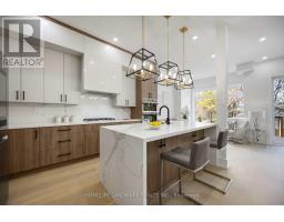 70 GRANGER AVENUE, Toronto, Ontario