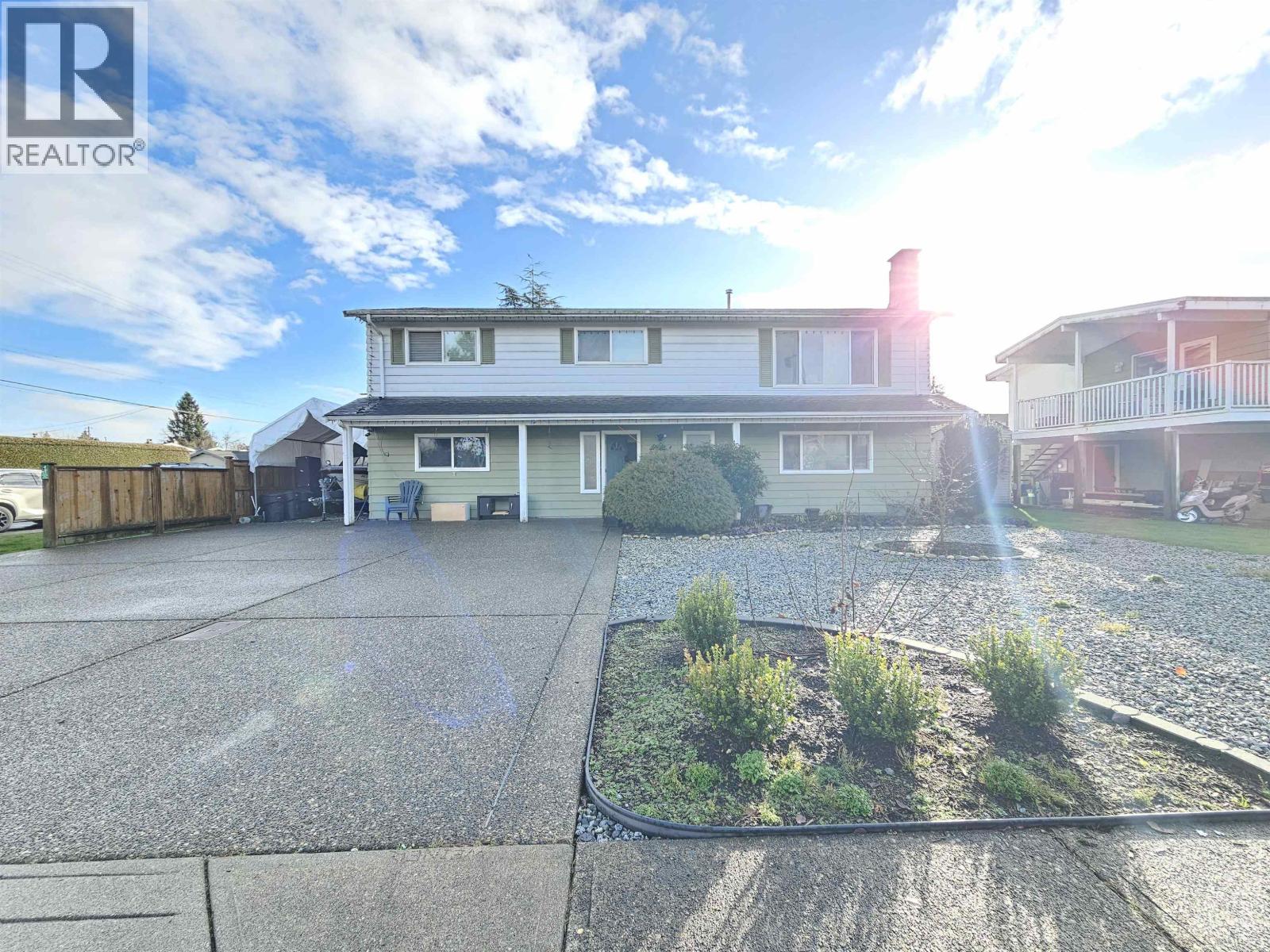 5574 49 AVENUE, Delta, British Columbia