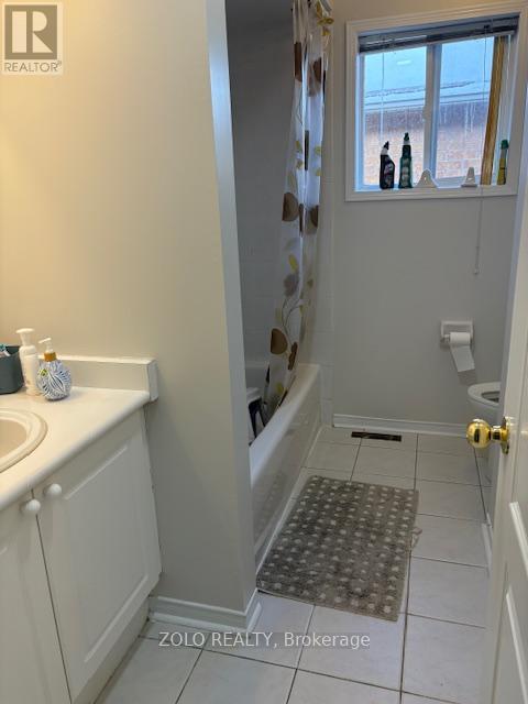 599 Rossellini Drive, Mississauga, Ontario  L5W 1M5 - Photo 13 - W12769440