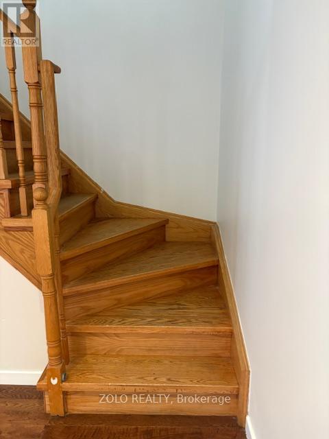 599 Rossellini Drive, Mississauga, Ontario  L5W 1M5 - Photo 9 - W12769440