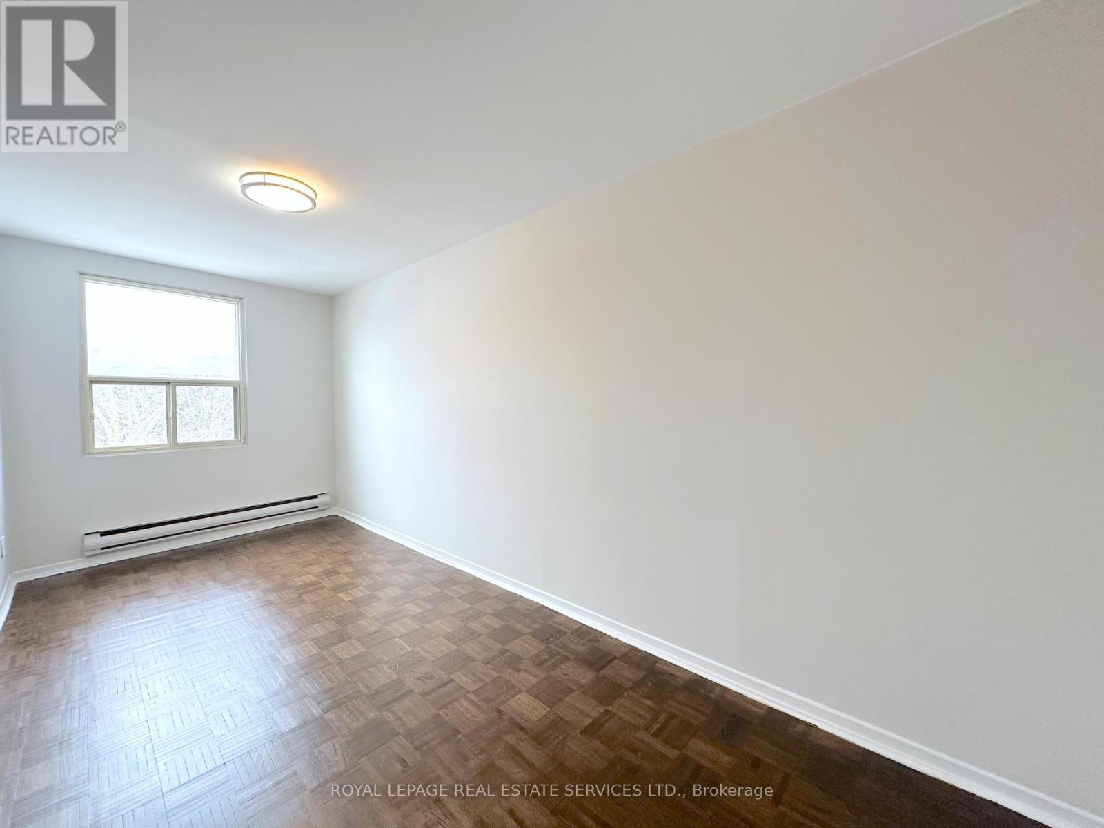 2 - 5062 Dundas Street W, Toronto, Ontario  M9A 1B9 - Photo 11 - W12769448