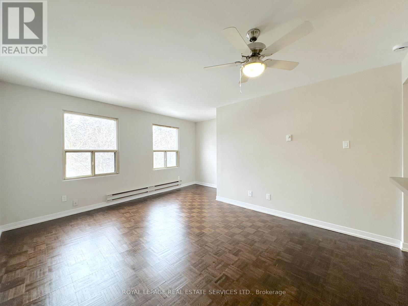 2 - 5062 Dundas Street W, Toronto, Ontario  M9A 1B9 - Photo 5 - W12769448