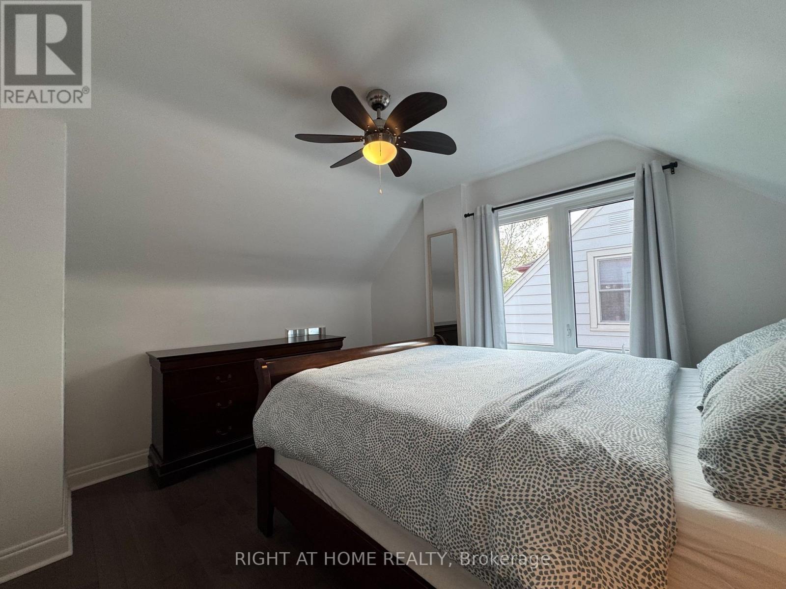 48 Patika Avenue, Toronto (Weston), Ontario  M9N 2E9 - Photo 13 - W12769458