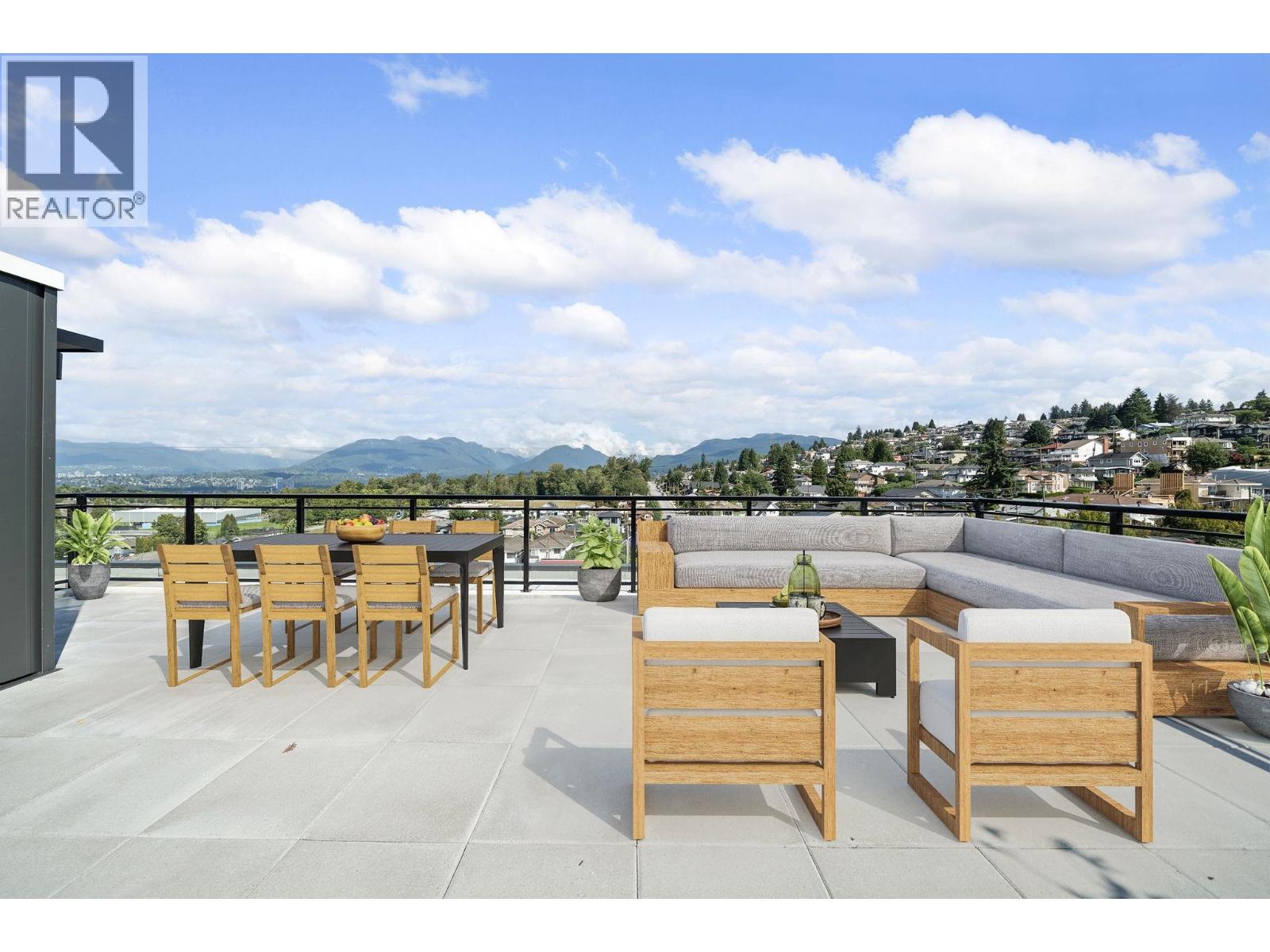 504 4788 HASTINGS STREET, Burnaby, British Columbia