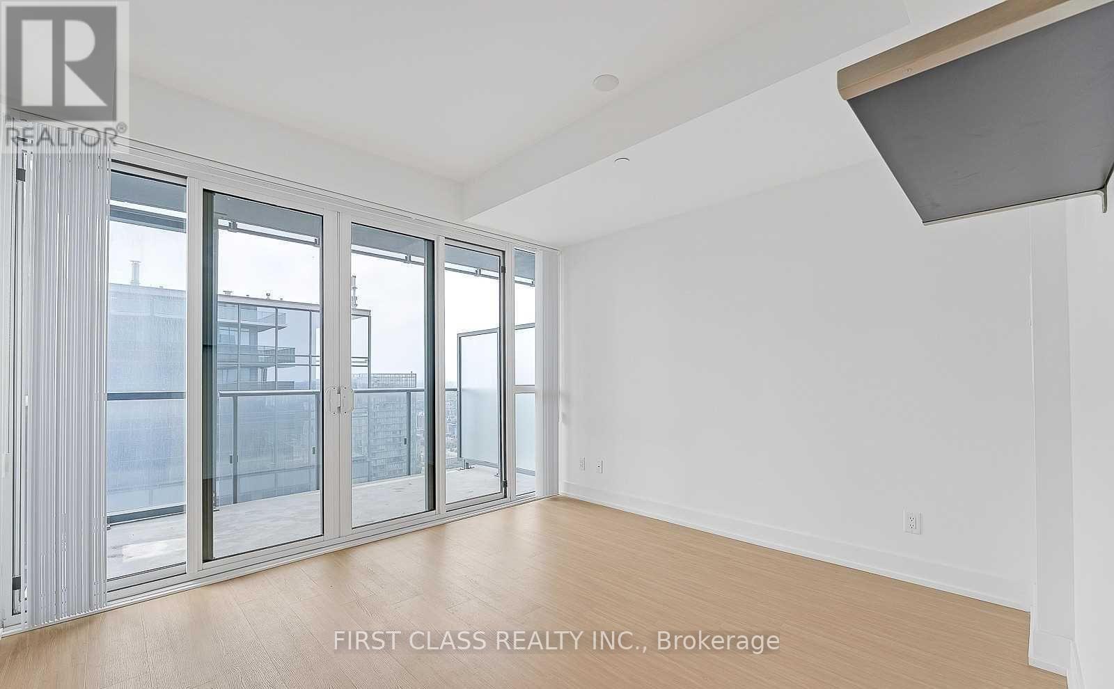 5702 - 7 Grenville Street, Toronto (Bay Street Corridor), Ontario  M4Y 1A1 - Photo 10 - C12769464