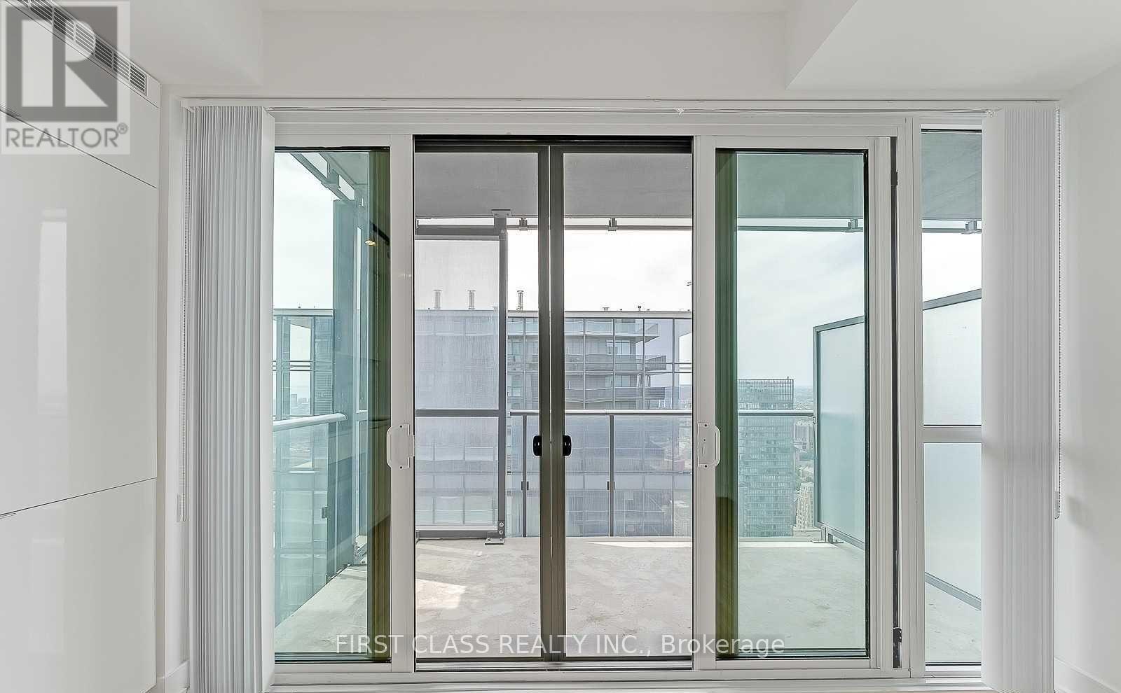 5702 - 7 Grenville Street, Toronto (Bay Street Corridor), Ontario  M4Y 1A1 - Photo 13 - C12769464