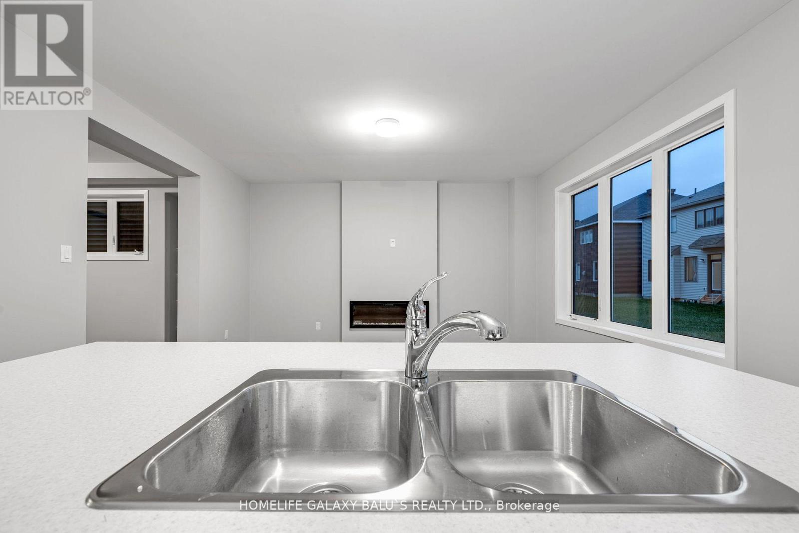 308 Crossway Terrace, Ottawa, Ontario  K2S 2Y8 - Photo 17 - X12769472