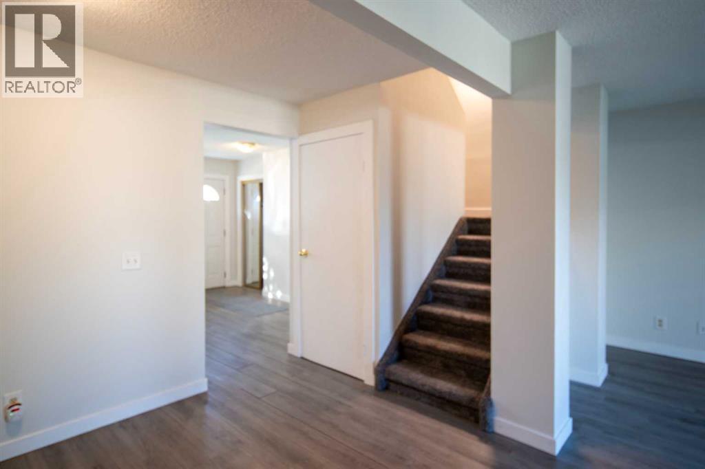 212 Georgian Villas Ne, Calgary, Alberta  t2a 7c9 - Photo 16 - A2280948