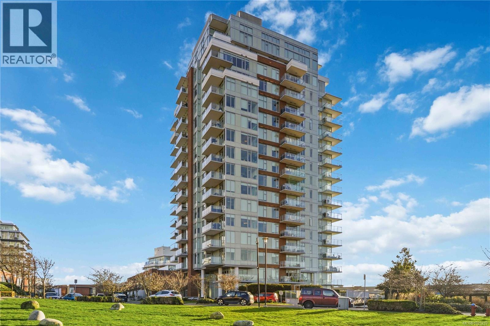 506 60 Saghalie Rd, Victoria, British Columbia