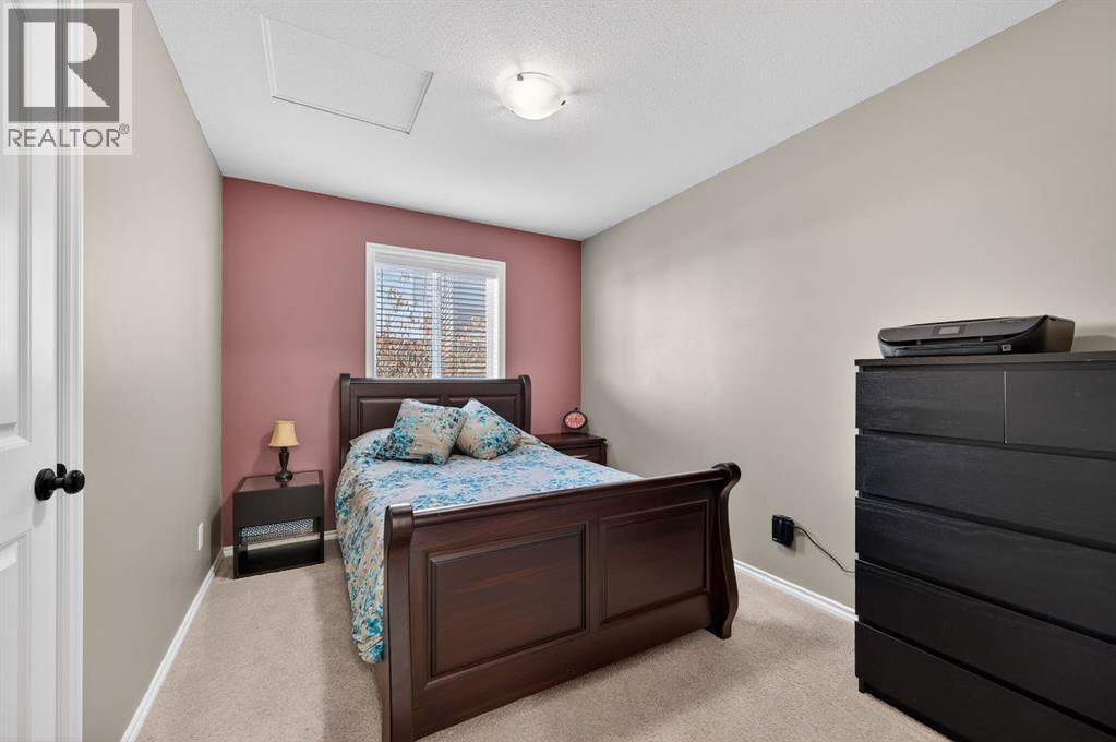 26 Mackenzie Way, Carstairs, Alberta  T0M 0N0 - Photo 22 - A2281360