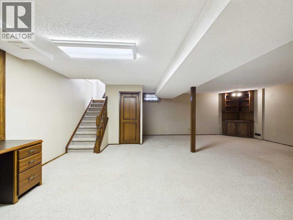 503 Dalcastle Mews Nw, Calgary, Alberta  T3A 2P3 - Photo 21 - A2283417