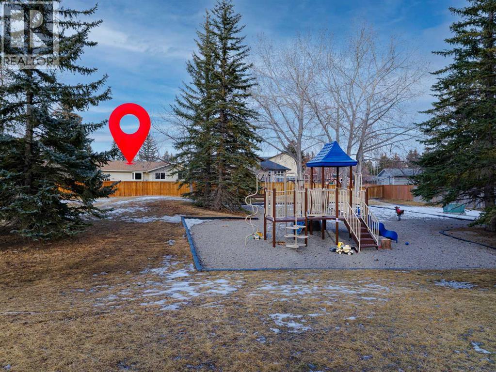 503 Dalcastle Mews Nw, Calgary, Alberta  T3A 2P3 - Photo 35 - A2283417