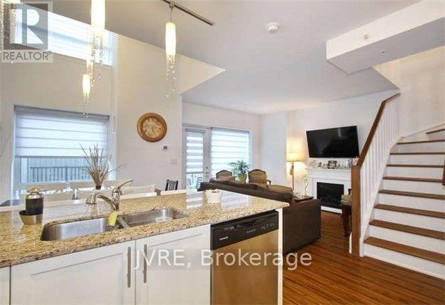 107 - 12 Woodstream Boulevard, Vaughan, Ontario  L4L 8C3 - Photo 9 - N12769476