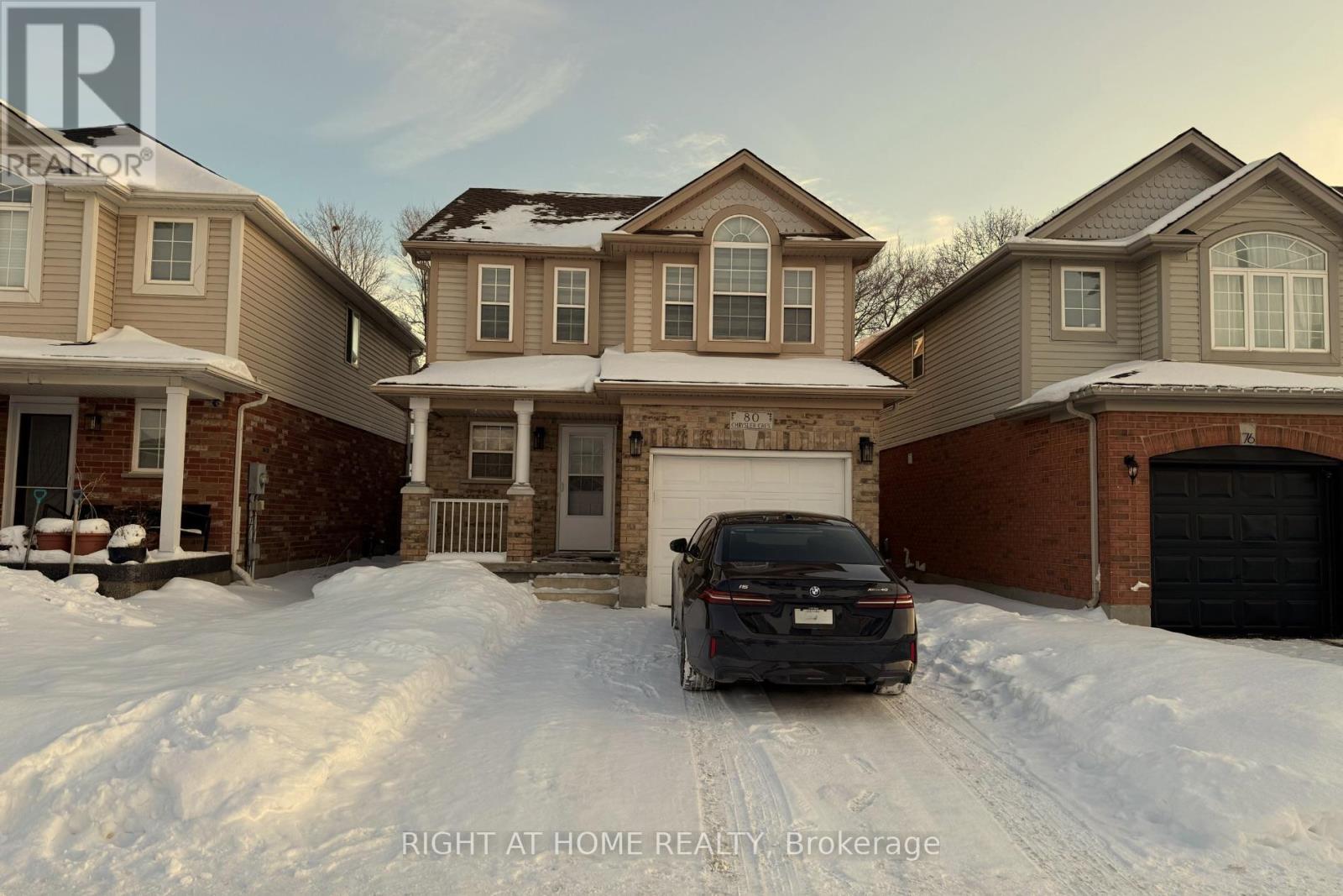Upper - 80 Chrysler Crescent, Cambridge, Ontario  N3H 5S6 - Photo 3 - X12769482