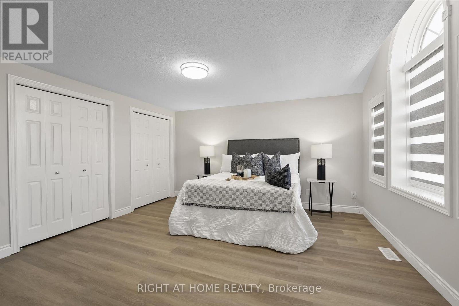 Upper - 80 Chrysler Crescent, Cambridge, Ontario  N3H 5S6 - Photo 9 - X12769482