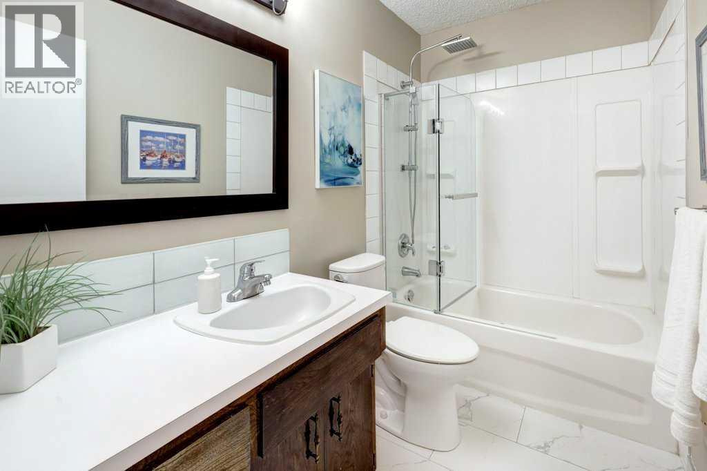 3823 49 Street Ne, Calgary, Alberta  T1Y 1Y5 - Photo 11 - A2283210