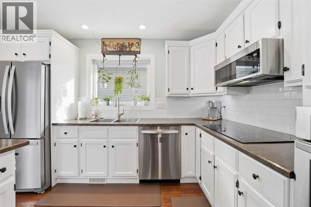 188 Millrise Drive Sw, Calgary, Alberta  T2Y 2G2 - Photo 10 - A2282440